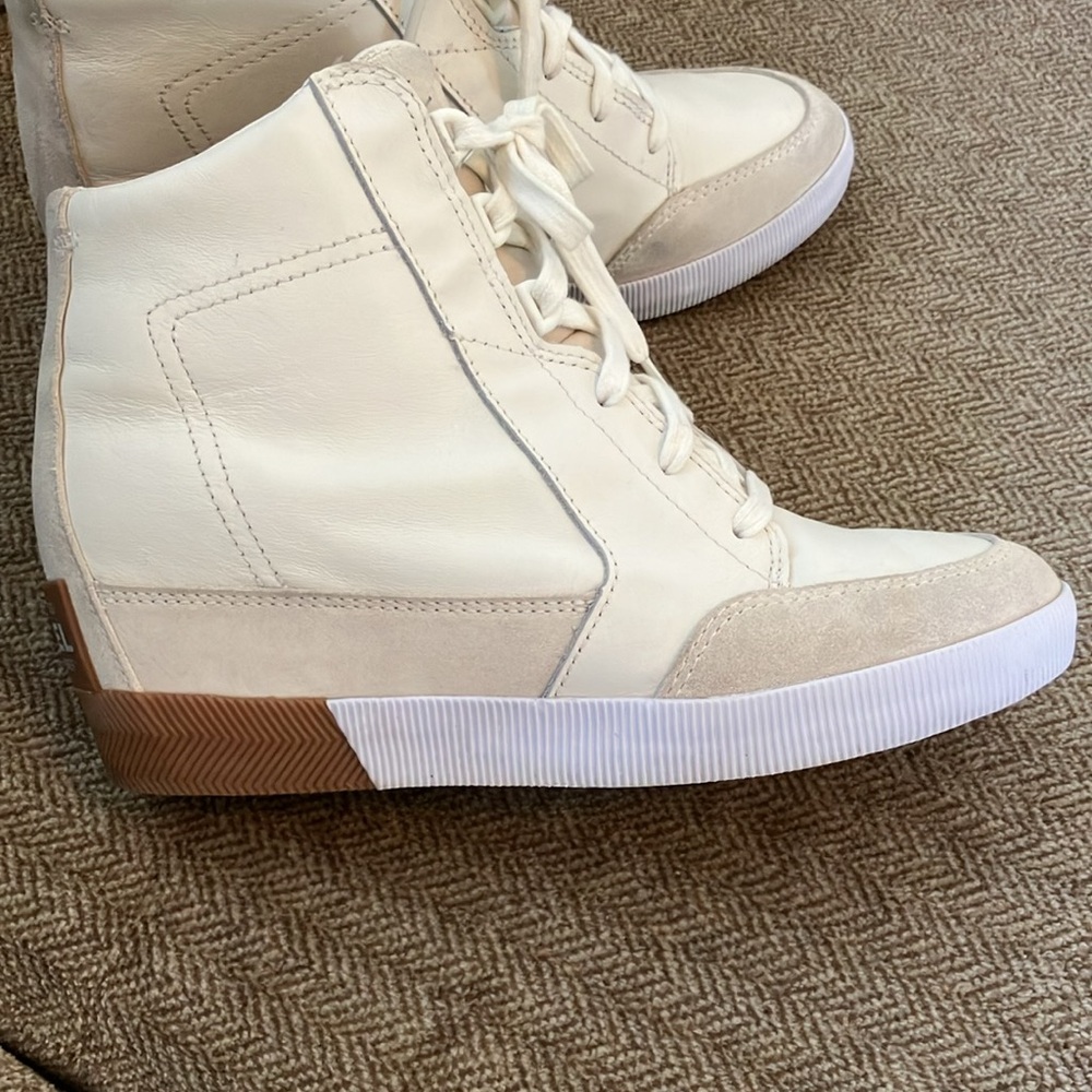 SOREL - Picture 2 of 8
